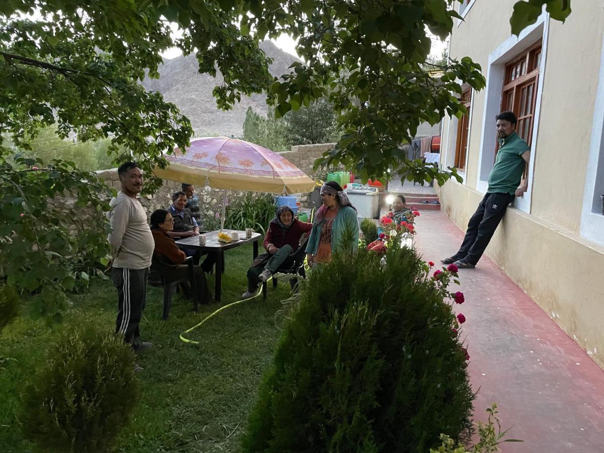 Gaywoo Guest House Лех Экстерьер фото